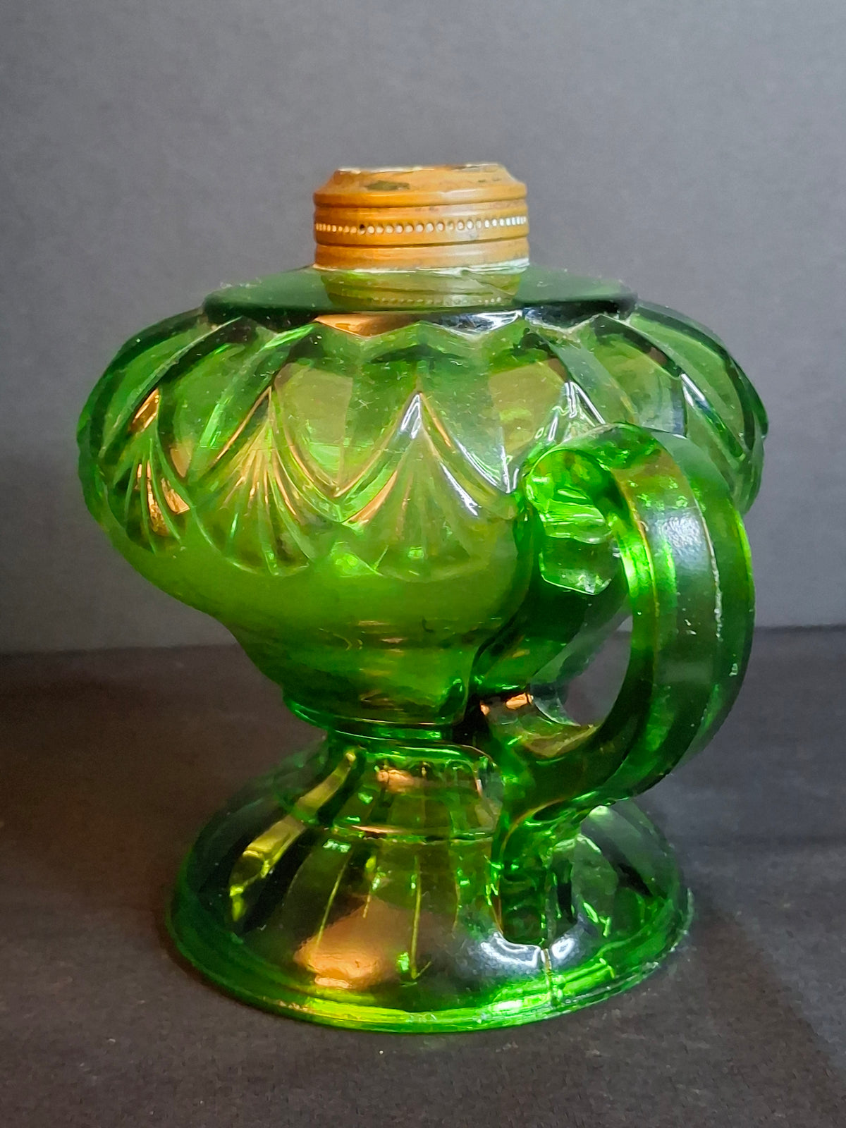 Antique Emerald Green Glass Finger Lamp Victorian Kerosene Oil Feathered Swirl