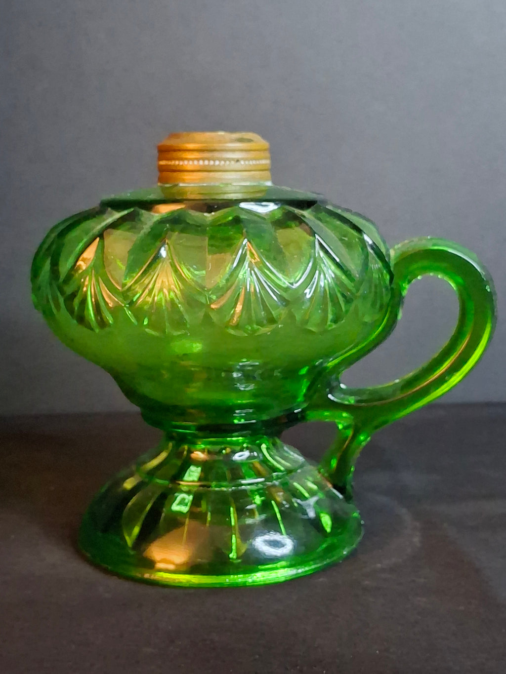 Antique Emerald Green Glass Finger Lamp Victorian Kerosene Oil Feathered Swirl