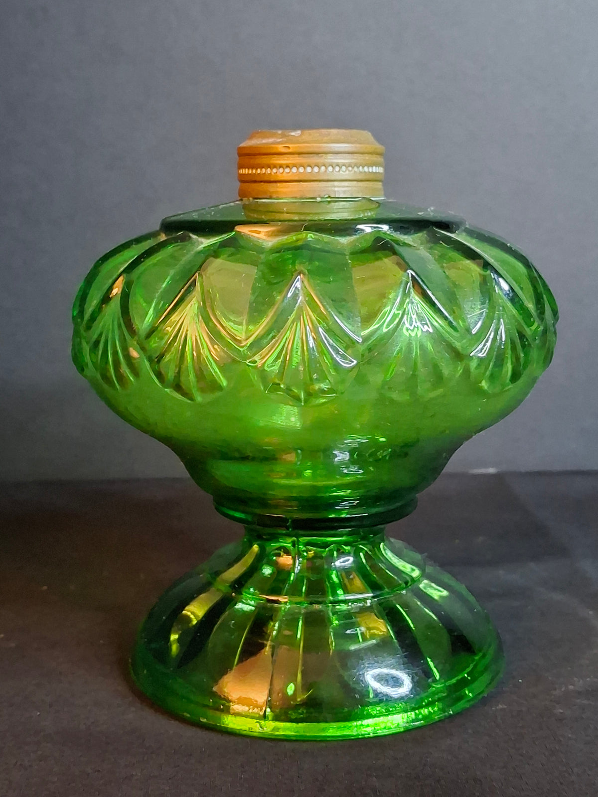 Antique Emerald Green Glass Finger Lamp Victorian Kerosene Oil Feathered Swirl