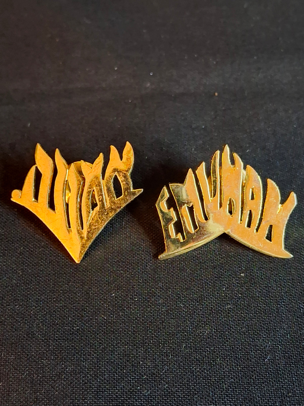 Vintage Emunah Women Lapel Pin Set Hebrew English Teach A Child Flame Pins (Pair)