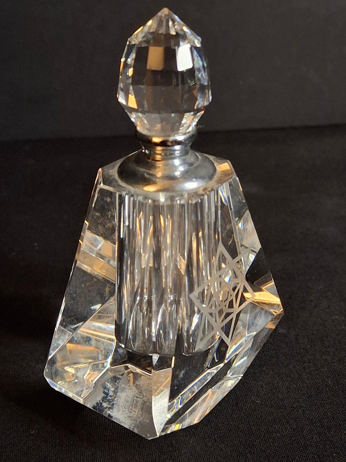 Vintage Faceted Crystal Perfume Bottle Etched Star of David Magen David Dauber