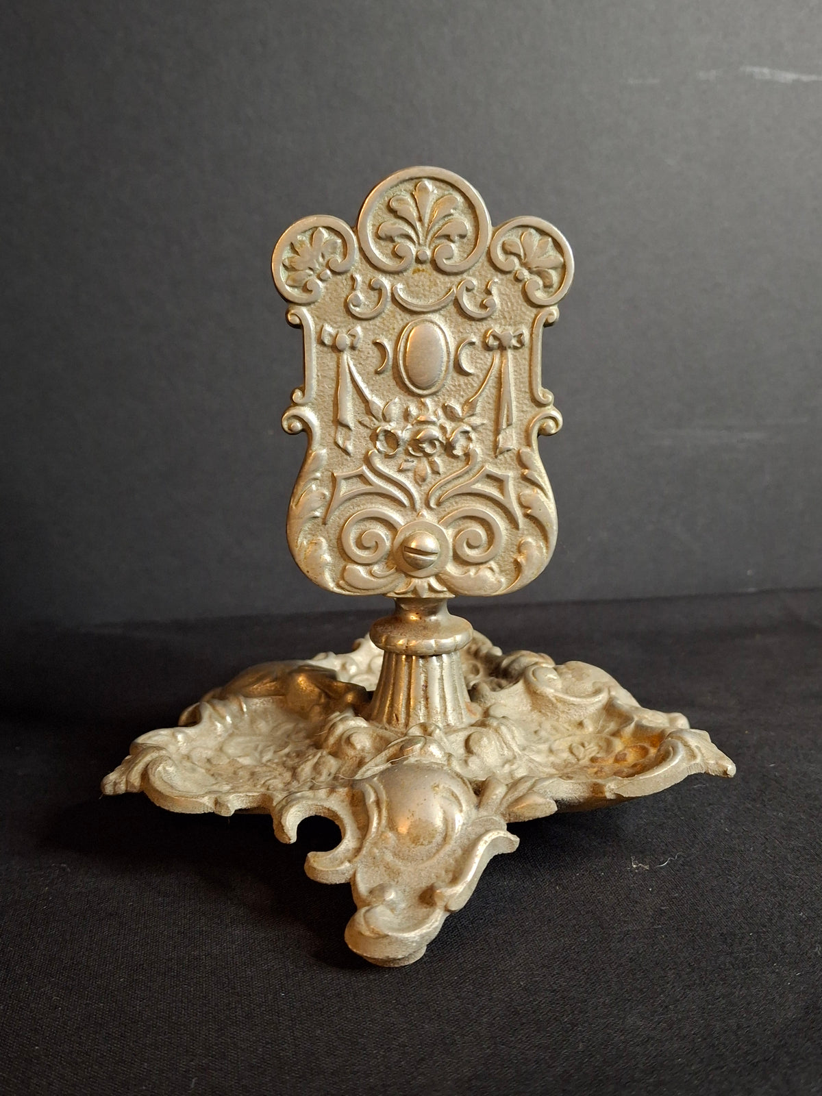 Antique Bradley Hubbard B&H Cast Iron Match Holder Ashtray Stand Ornate 2041