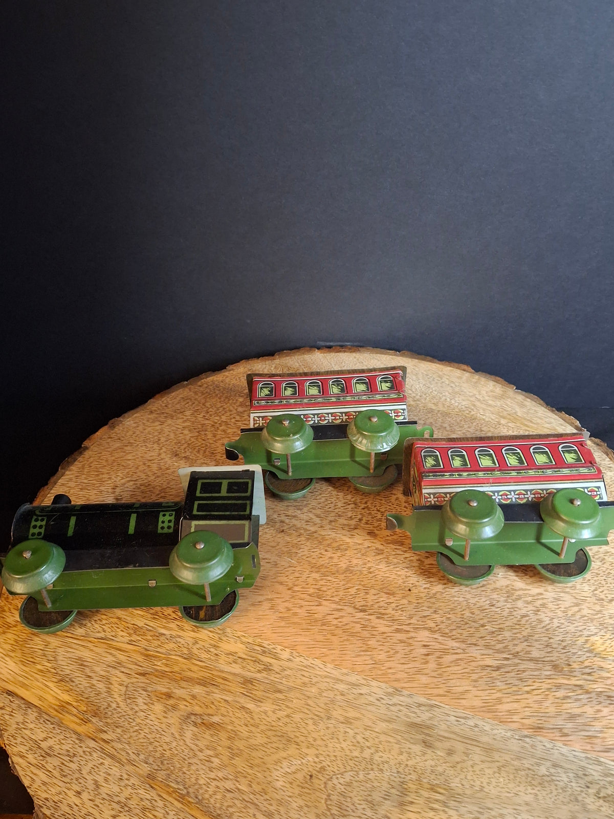 Antique 1920s Hafner Tin Litho 3 Pc Floor Train Set Locomotive & Passenger Cars