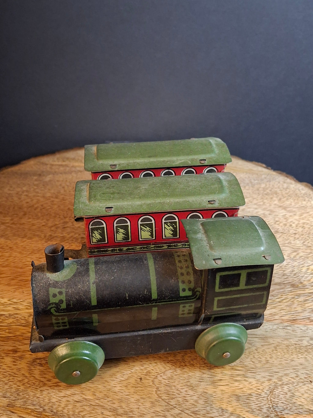 Antique 1920s Hafner Tin Litho 3 Pc Floor Train Set Locomotive & Passenger Cars