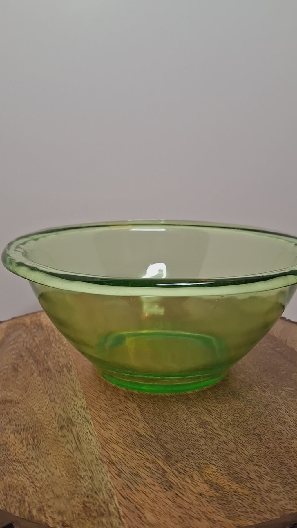 Vintage Hocking Glass Co HGCO Mark Green Uranium Vaseline Depression Mixing Bowl