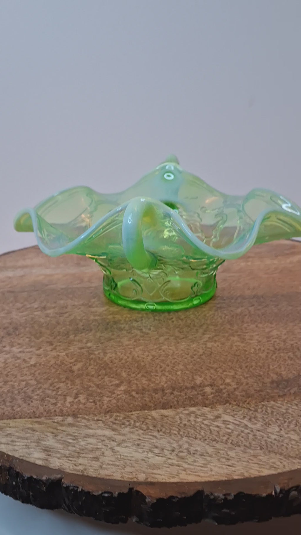 Antique Jefferson Glass Green Opalescent Scroll with Acanthus Sugar Bowl 1905 EAPG