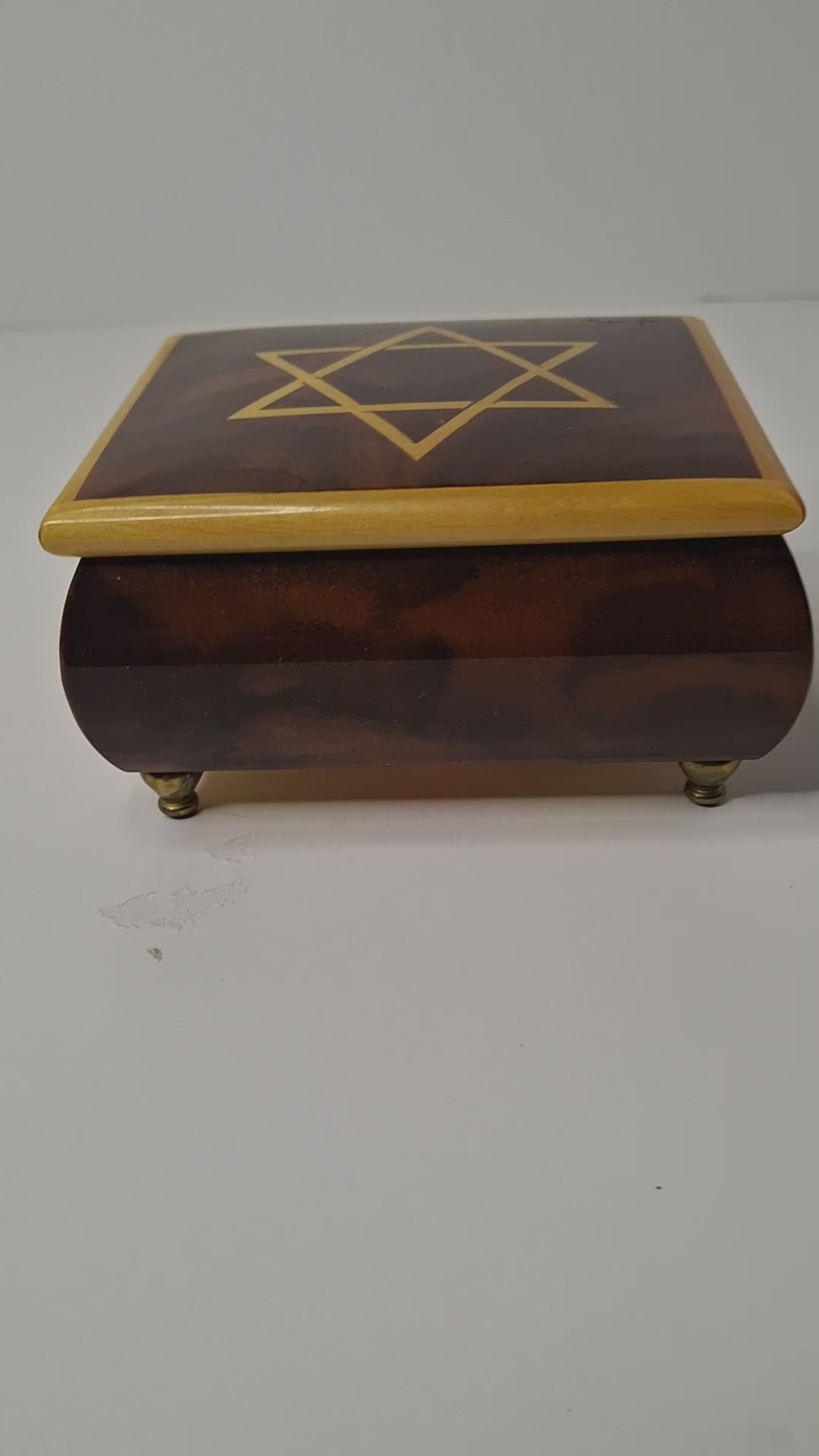 Vintage Sorrento Italian Inlaid Wood Music Box Reuge Swiss "To Life" Star of David