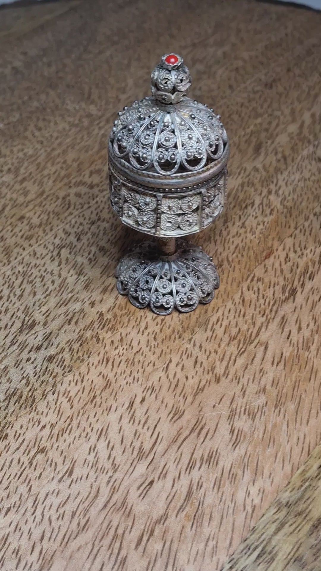 Vintage Israeli 925 Sterling Silver Filigree Besamim Spice Box - Yemenite Style with Red Coral Stone, Havdalah Judaica Artifact