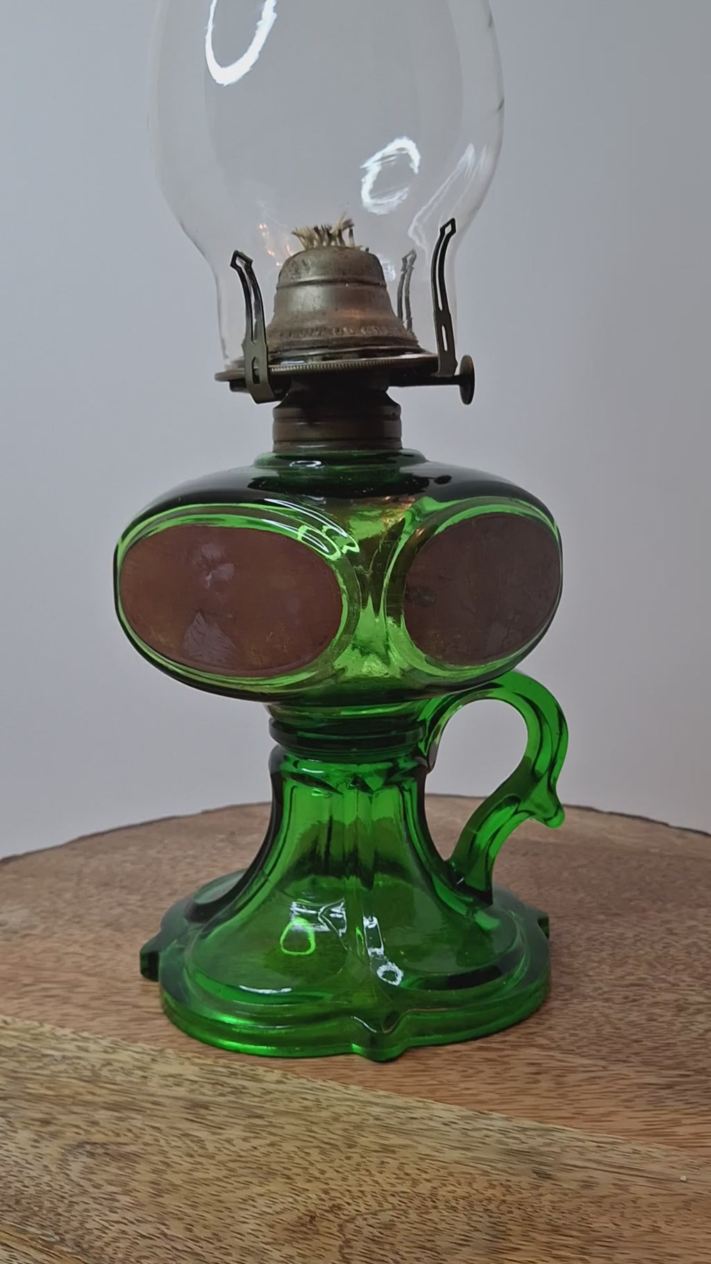 Antique Emerald Green Glass Kerosene Finger Lamp 4-Panel Portrait Native American Pilgrim White Flame Burner