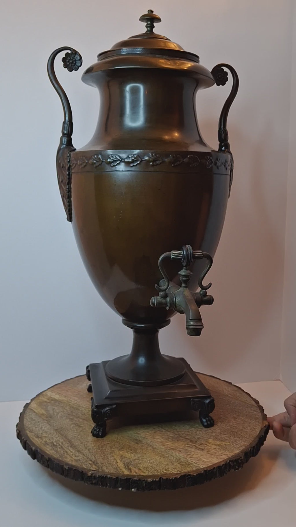 Antique Regency Copper Tea Urn Samovar Neoclassical Oak Leaf Frieze Lion Paw Feet c. 1820